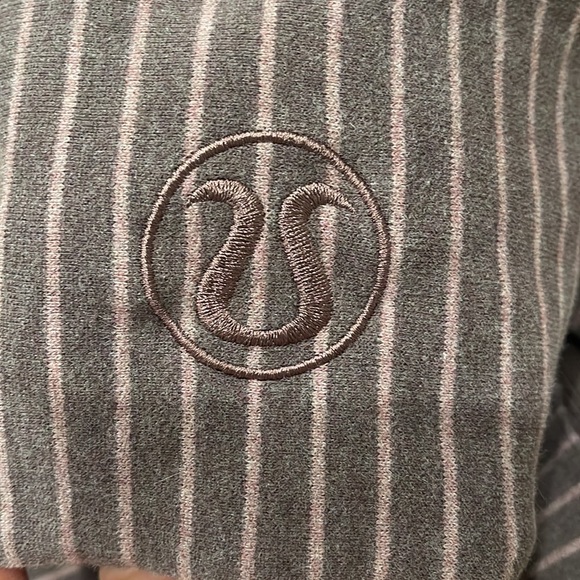 Lululemon scuba sweatshirt - Picture 5 of 5